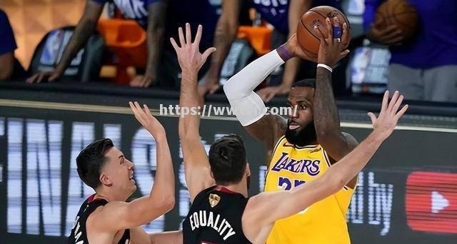 NBA季后赛发展激烈，精彩看点不断